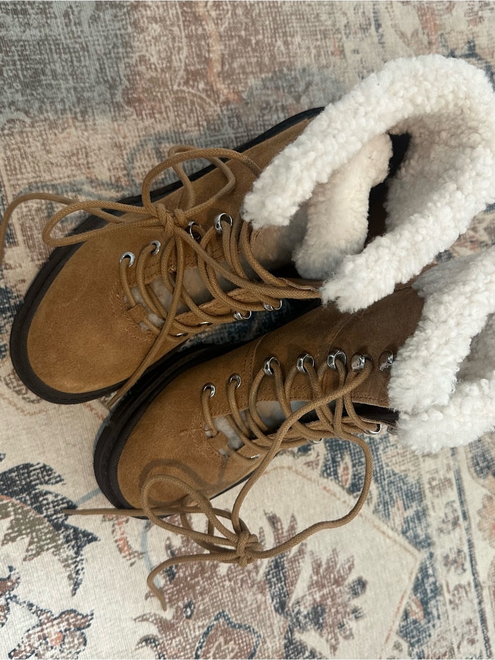 Sherpa heeled booties - Picture 4 of 4